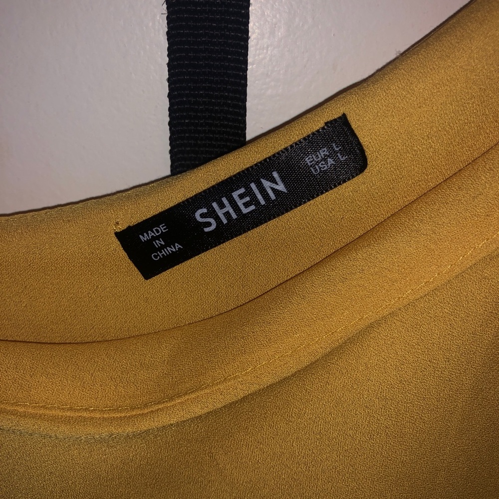 💚SheIN Ruffle One Shoulder Top Size Large - Picture 3 of 3